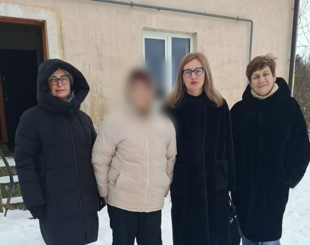 Один шаг к семье: как межведомственная поддержка дала шанс Артёму и его родителям